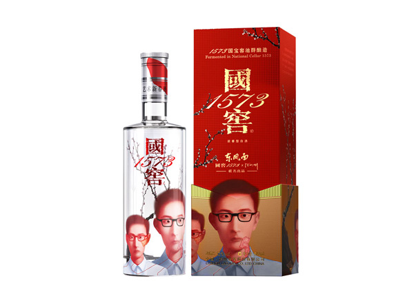 廊坊回收国窖1573·艺术新春酒·东方面