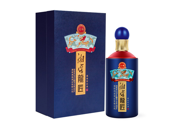 廊坊回收湘窖龍匠天和酱香型53度白酒上门收购湘窖酒龙匠天和礼盒装