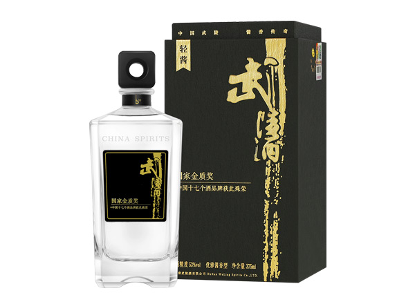 廊坊上门回收武陵酒轻酱53度375ml国家金质奖礼盒装